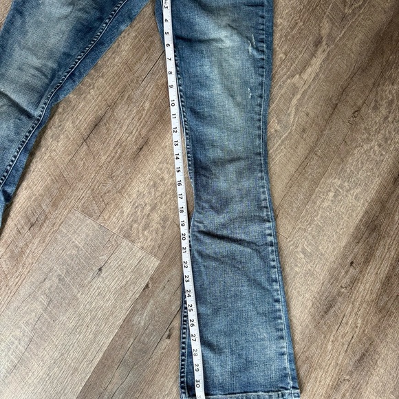 Vintage Levi’s 524 Too Superlow Button Flap Back Pockets w/ Button Closure Jeans - Picture 5 of 16